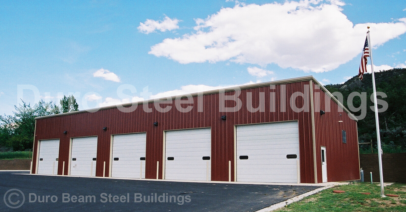 DURO Steel Mini Self Storage 15x100x9.5 Metal Building Incl 10 Roll Doors DiRECT