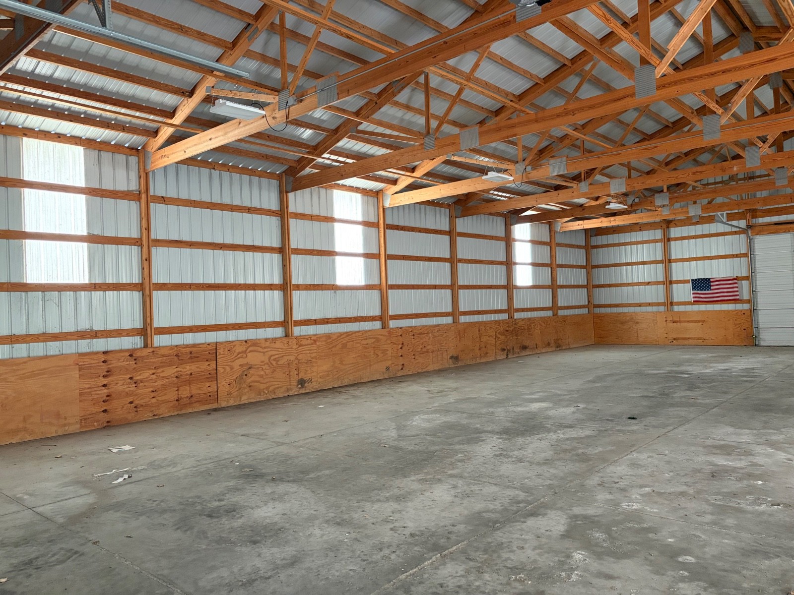 used metal building 40′ x80′
