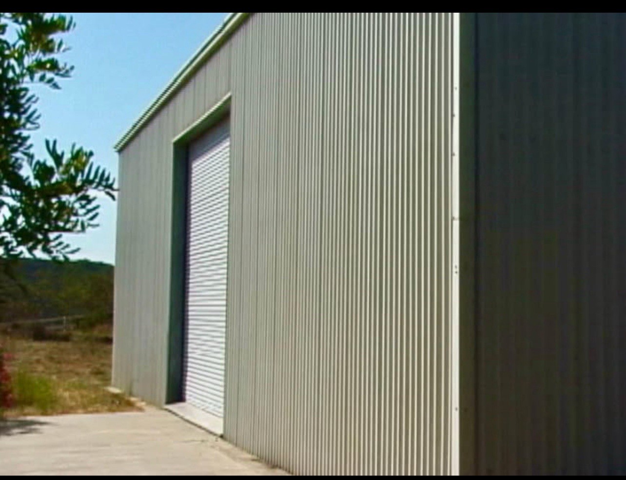 $80k— 30x60x22 prefab BUILDING With 20 X 30 X 10’ Steel Loft