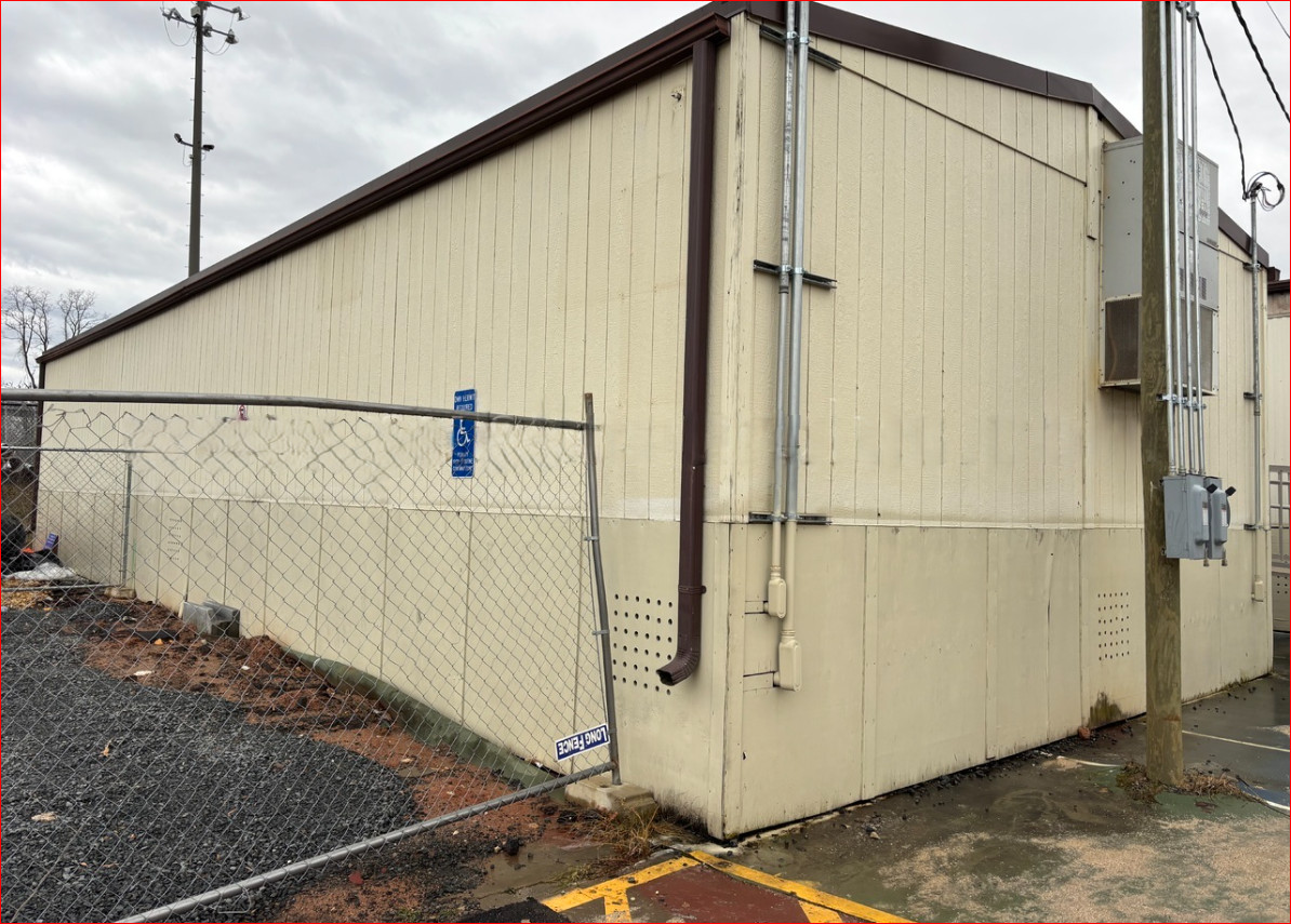 48×60 – 4 Classroom Modular Trailer Building. Delivery and setup available