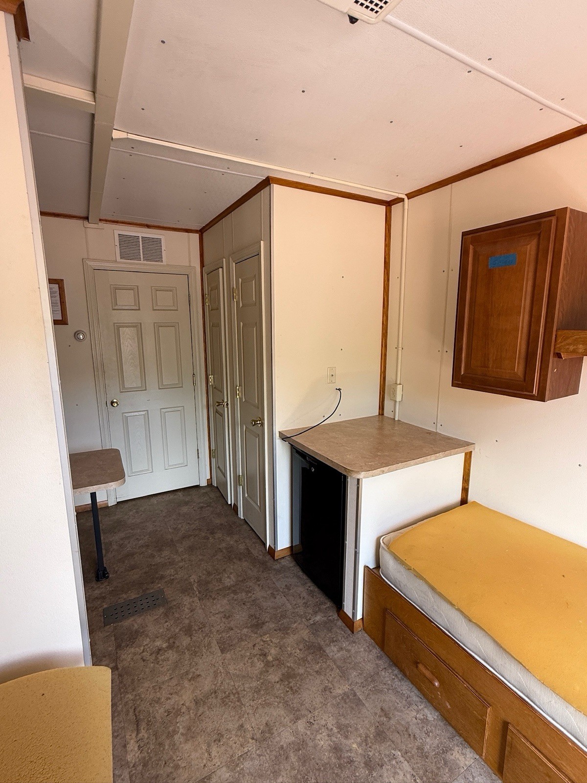 40’ X 10’ 2 Bedroom 2 Bath Bunk House Insulated With Heat & A/C. Wired & Plumbed