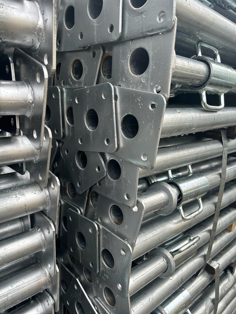 250 x building supports new supports 10 kN galvanised 3.20 m construction…