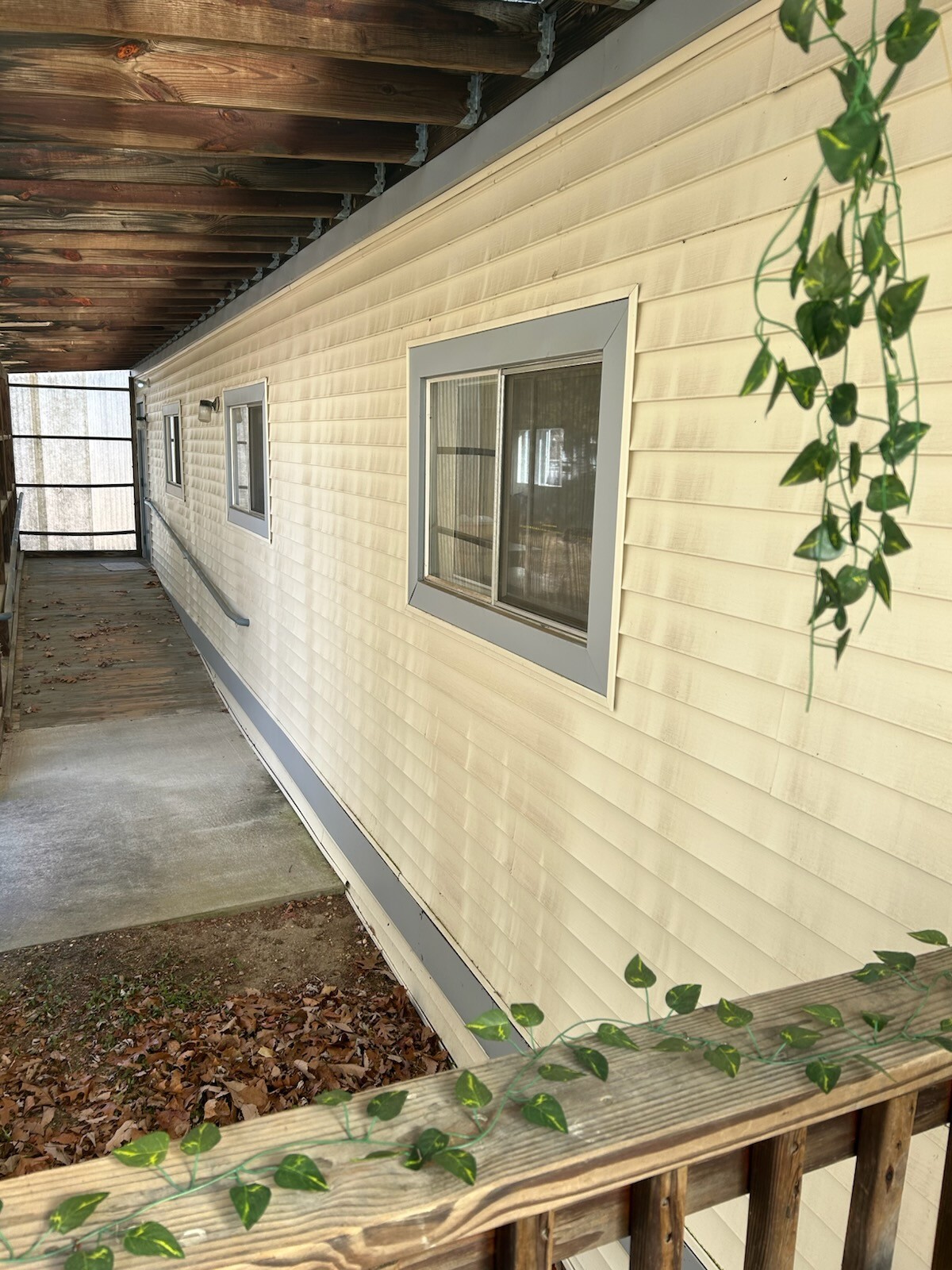 14×50 Modular Office/Classroom Trailer with a bathroom
