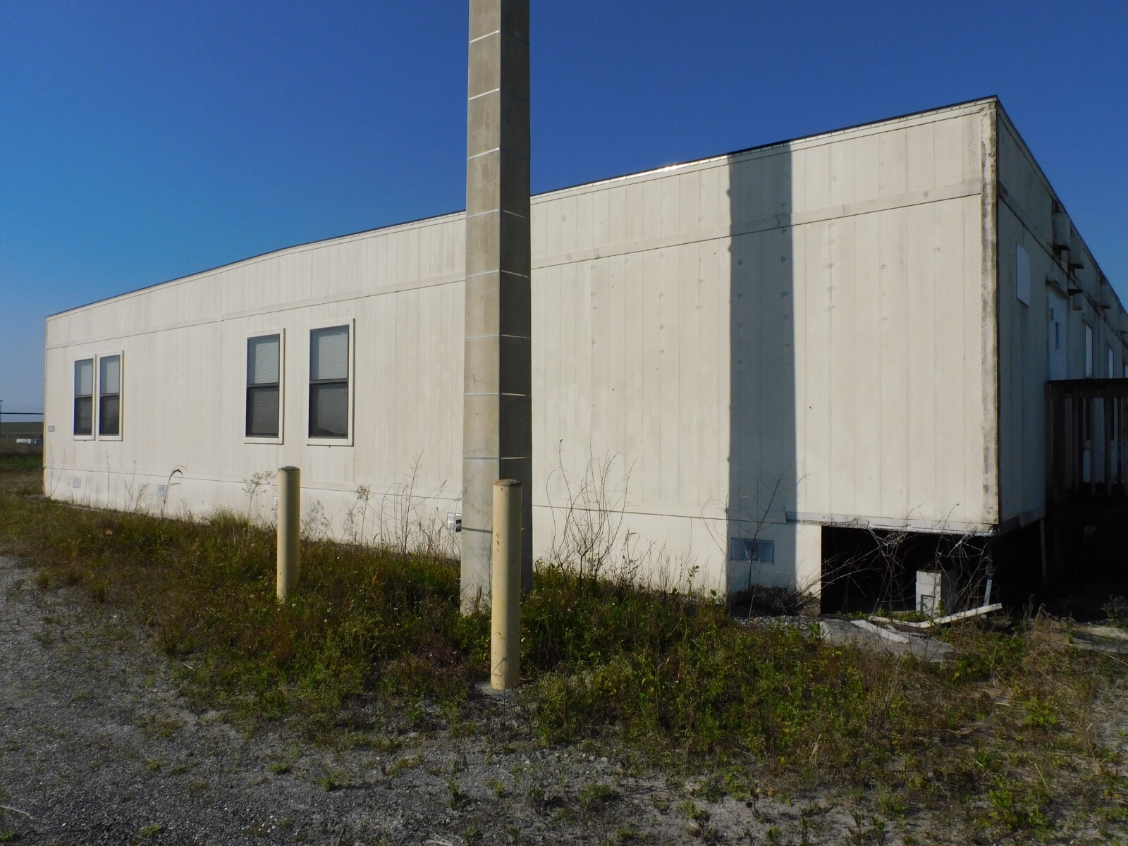 6 Plex 60×72 Modular Office/ classroom Trailer Building with Restrooms