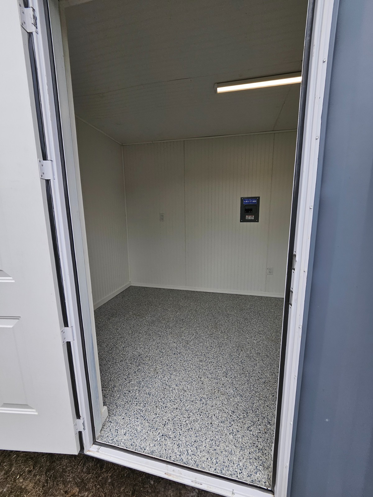 Affordable New 20 foot Container Home.