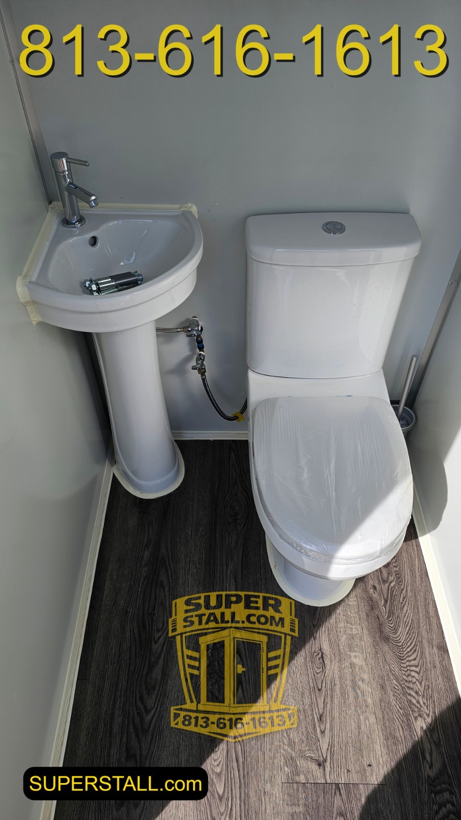 Brand New Portable Restroom Bathroom Toilet HD All Steel HD Frame Single Stall