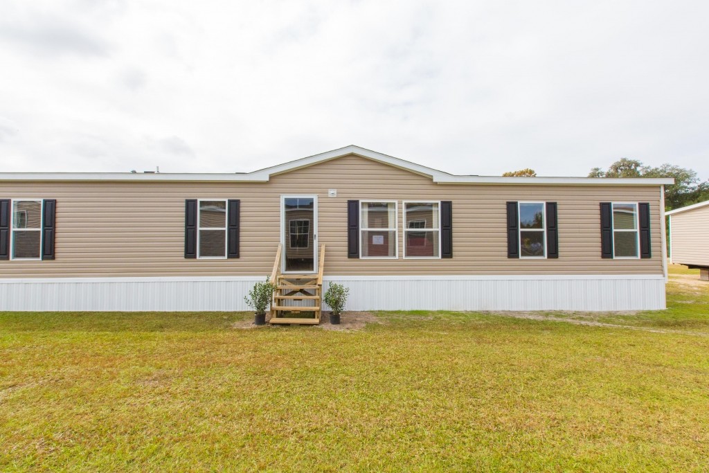 2023 Live Oak Gunner Model 3BR/ 2BA 28 X 64 MOBILE HOME-10 Month Build-FLORIDA