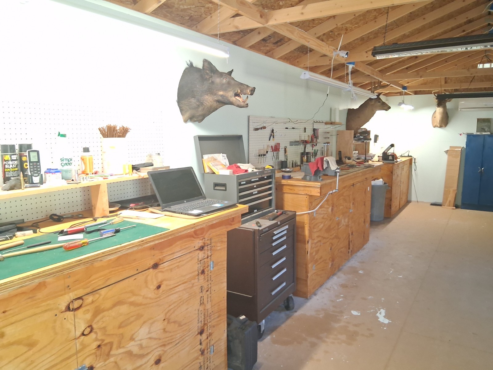 14’x40′ work shop, man cave, storage etc.