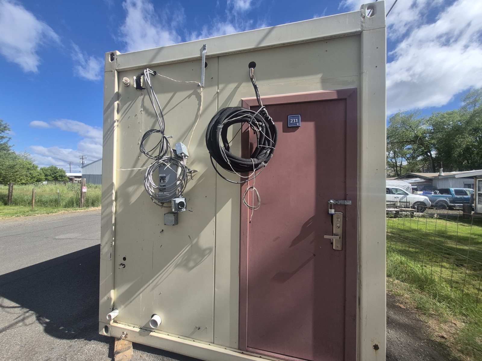 20ft Construction Trailer Office w/ 1 Bathroom, Dual Pane Windows, Metal
