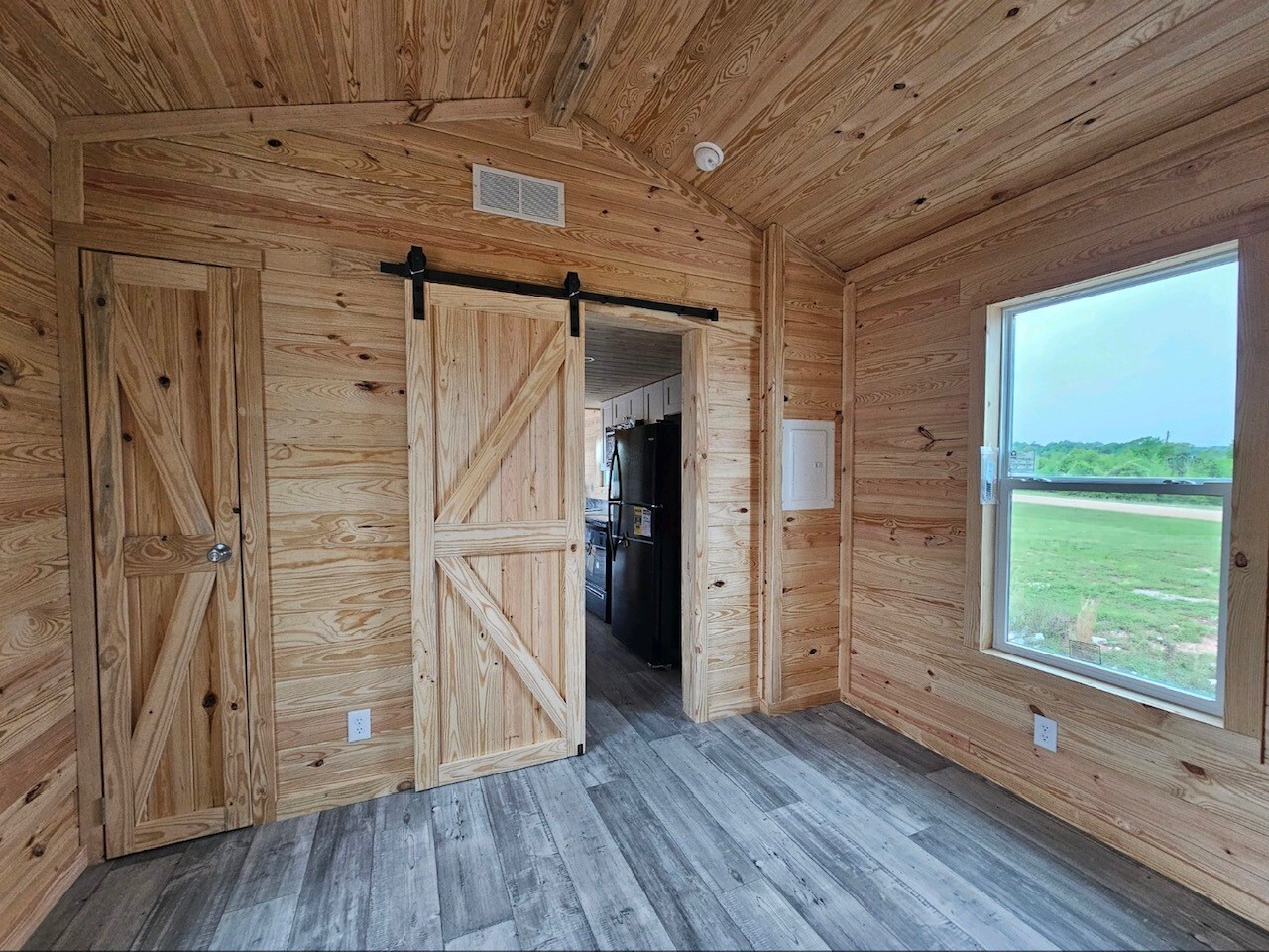 CABIN TINY HOUSE (MANY STYLES) MOVABLE PRE-FAB FOR YOUR PROPERTY/LOT PART. FURN.