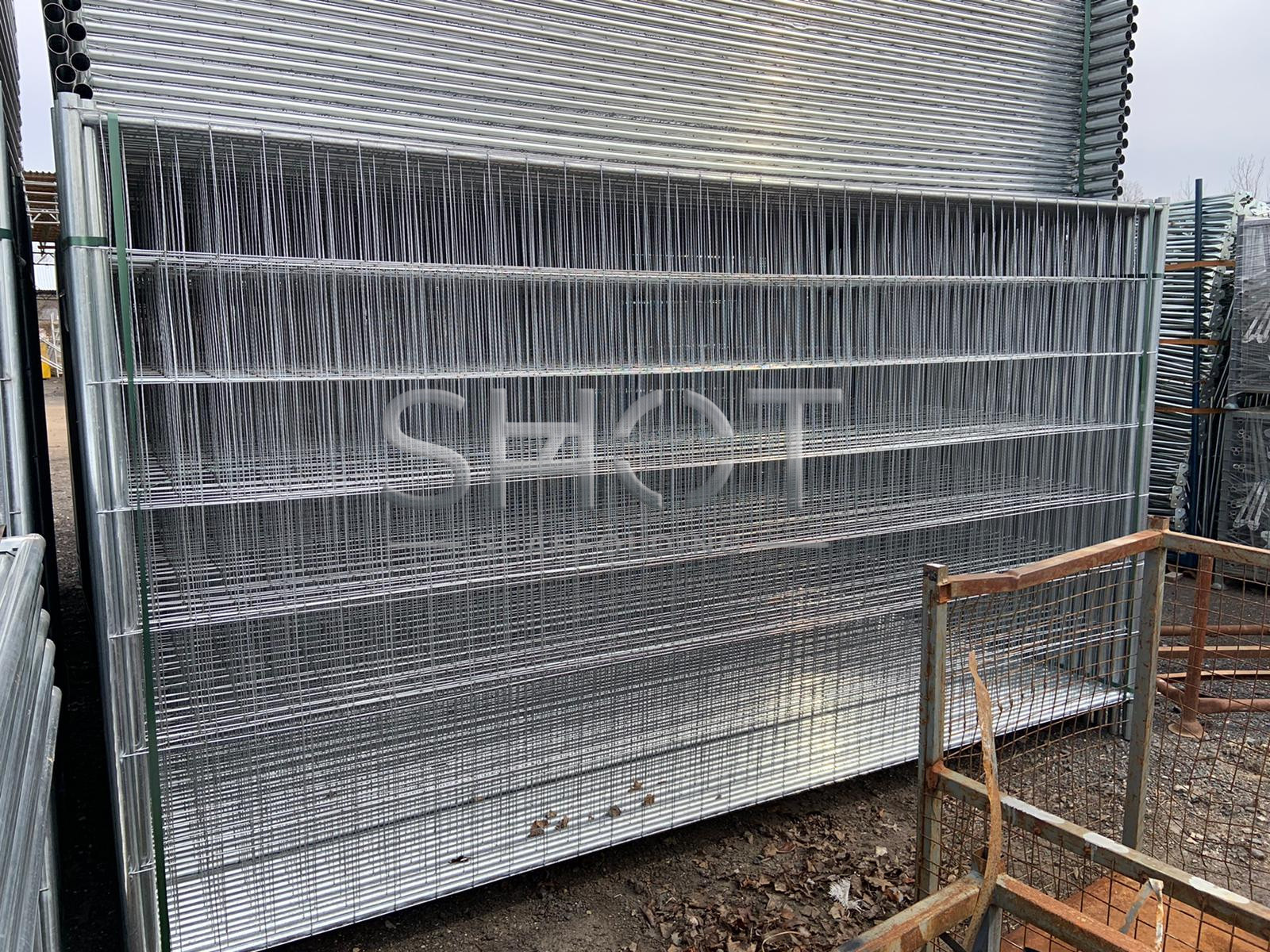 Mobile fence 200 linear meters construction fence construction site security