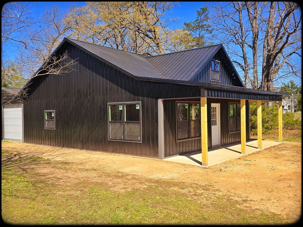 HOUSE KIT (3BED 2bath) With Interior Framing