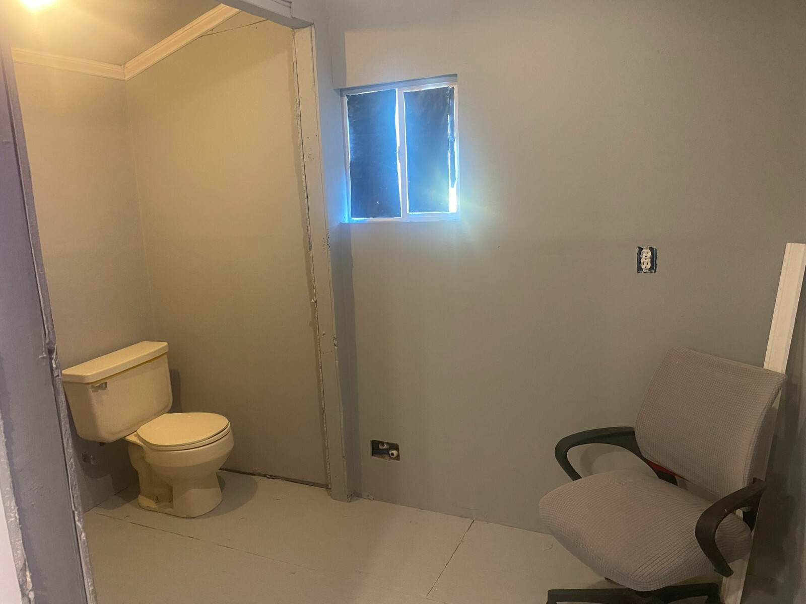 24×8 2024 New Build Tiny Home/shed/ Insulated Room.