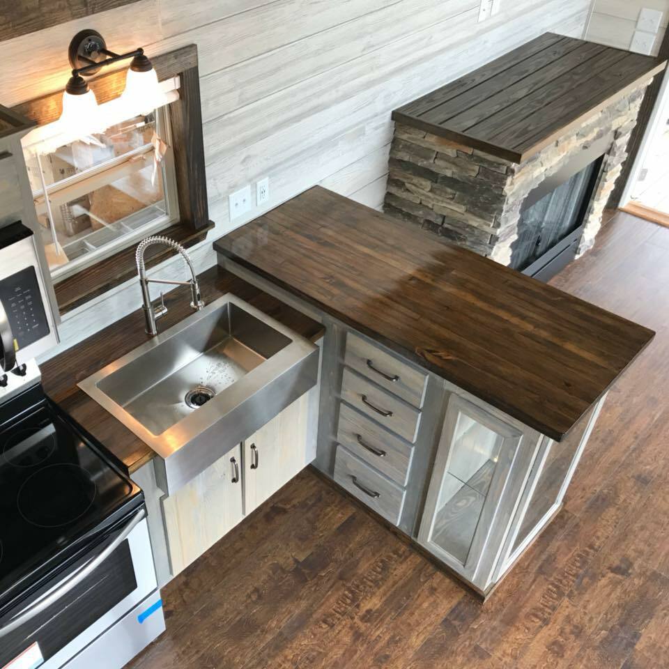 ELEGANT RUSTIC CABINS – MOVABLE TINY HOMES CABINS CUSTOM BUILT FOR YOUR PROPERTY