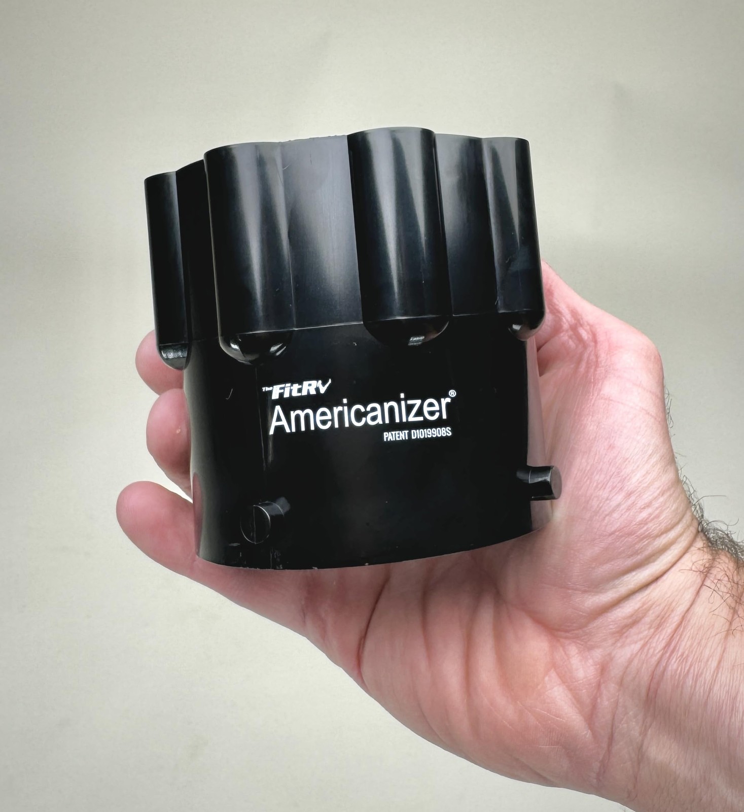 The Americanizer – RV Sewage Adapter for Cassettes and Portable Toilets. Black