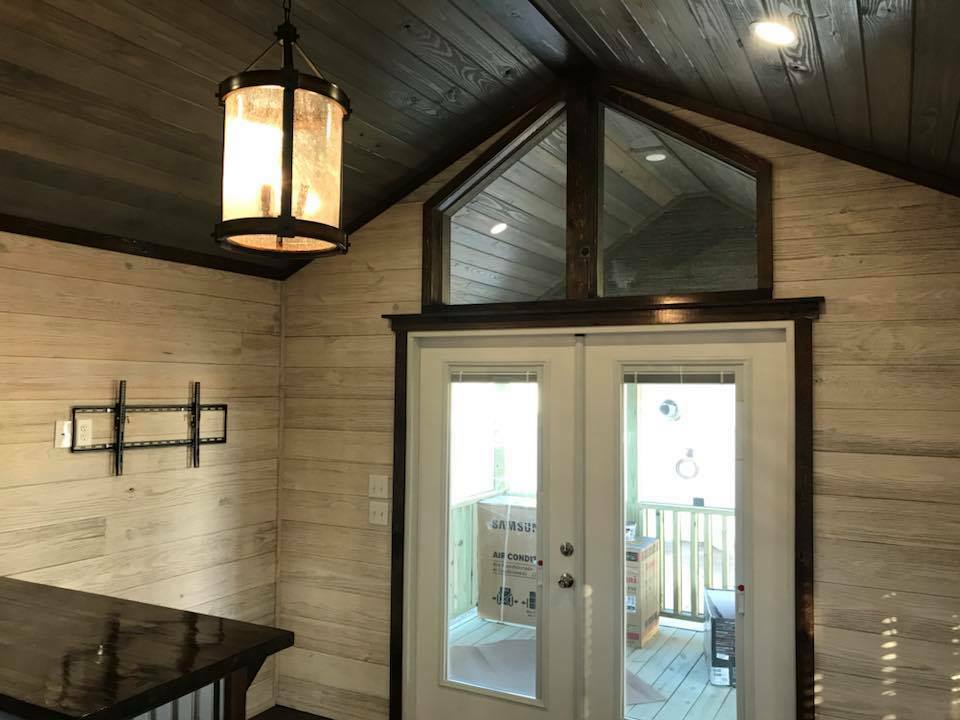 ELEGANT RUSTIC CABINS – MOVABLE TINY HOMES CABINS CUSTOM BUILT FOR YOUR PROPERTY