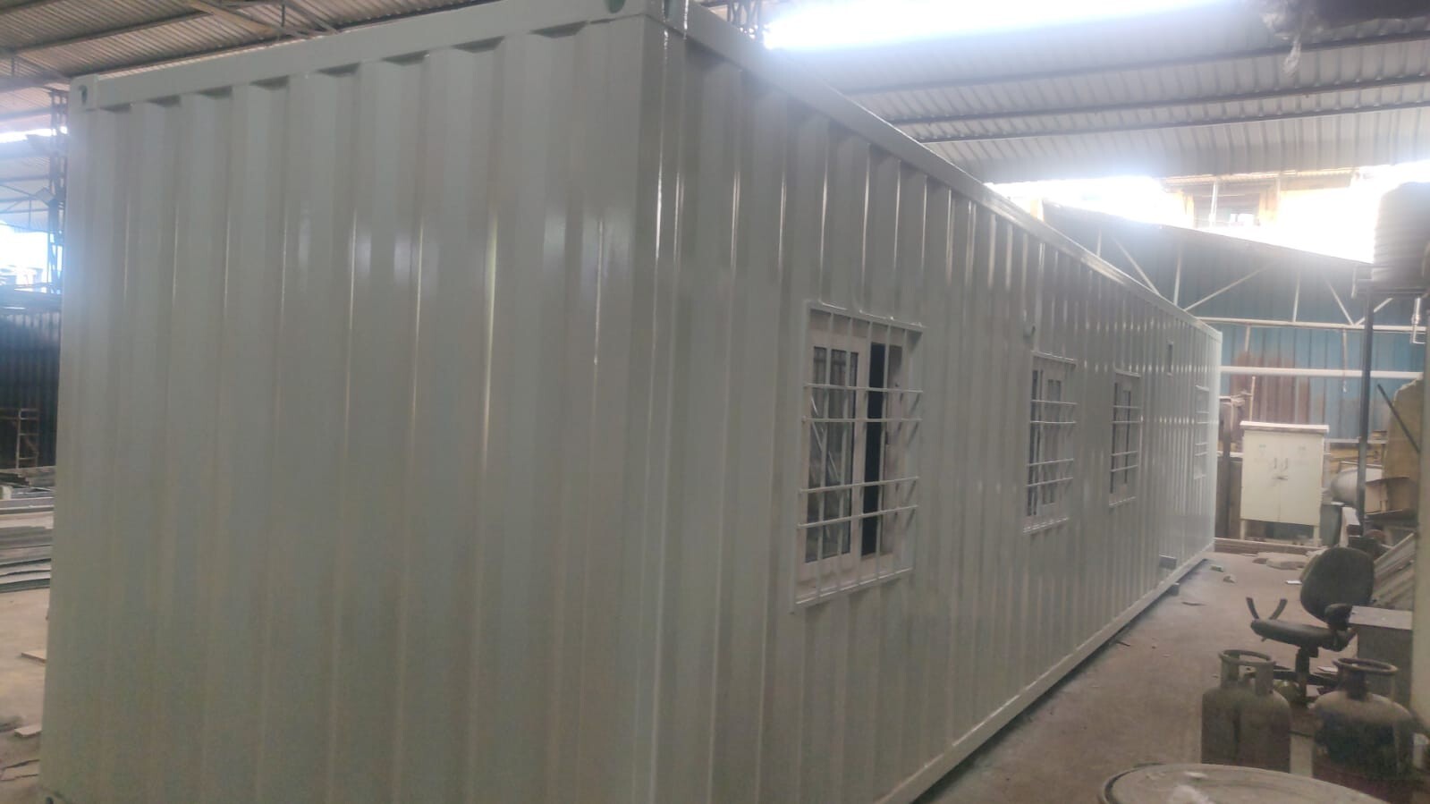New Container Style prefab Homes – THE1-40 with a BIGGER Design 40x10x9.5 !!!