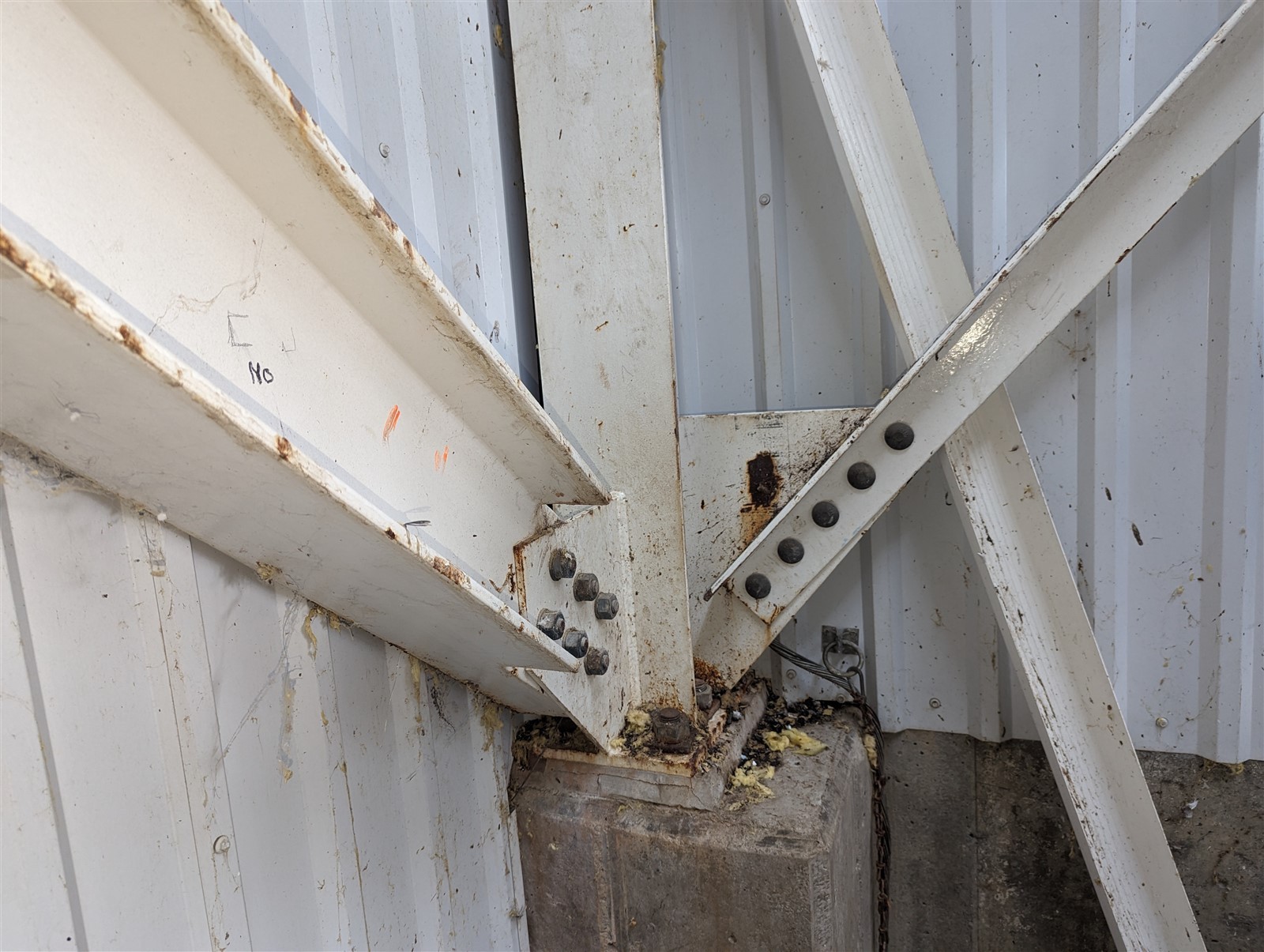Structural Steel Metal Building To Be Taken Down 172ft L x 75.5ft W x 43ft H
