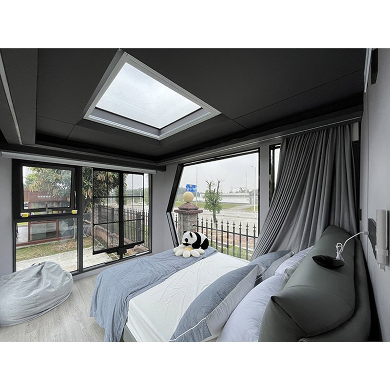 Low Cost Apple Capsule Prefab Villa Steel Structure Prefab Villa