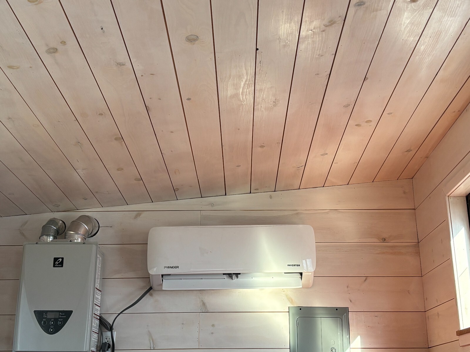 Tiny house on wheels for sale 32 X 8