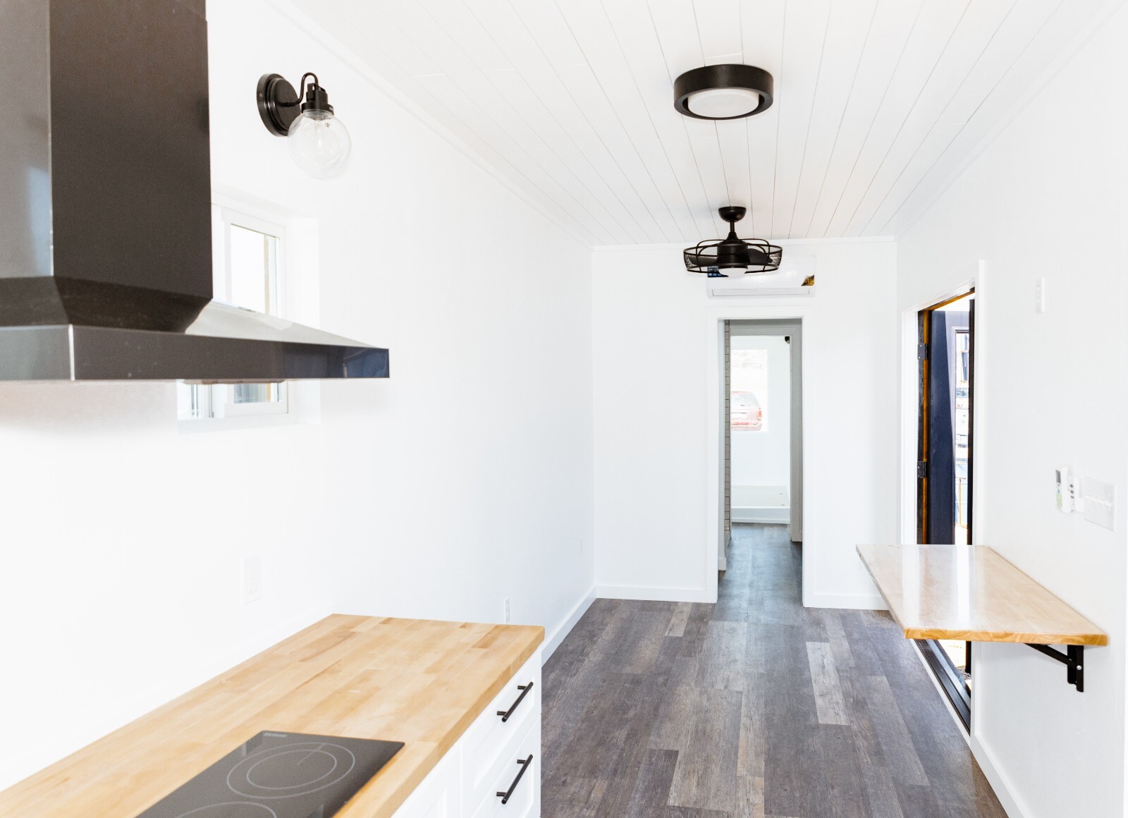 40 ft Shipping Container Home – The Joshua