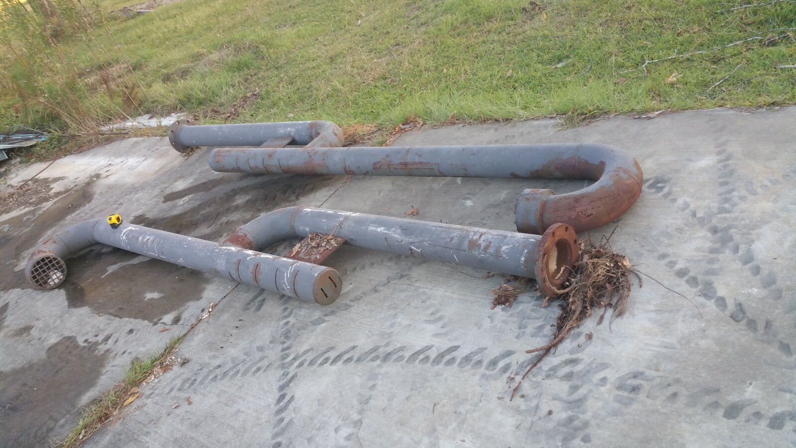 Air Intake Exhaust for Underground Shelter with Liquids and Blast Protection