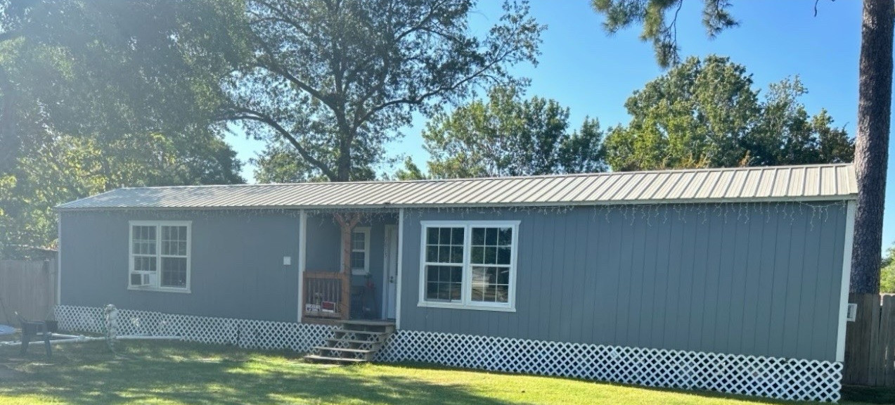 Tiny House 12×60, 2bd/2ba, Old River Winfree Tx, Cash Only, Must Be Moved.