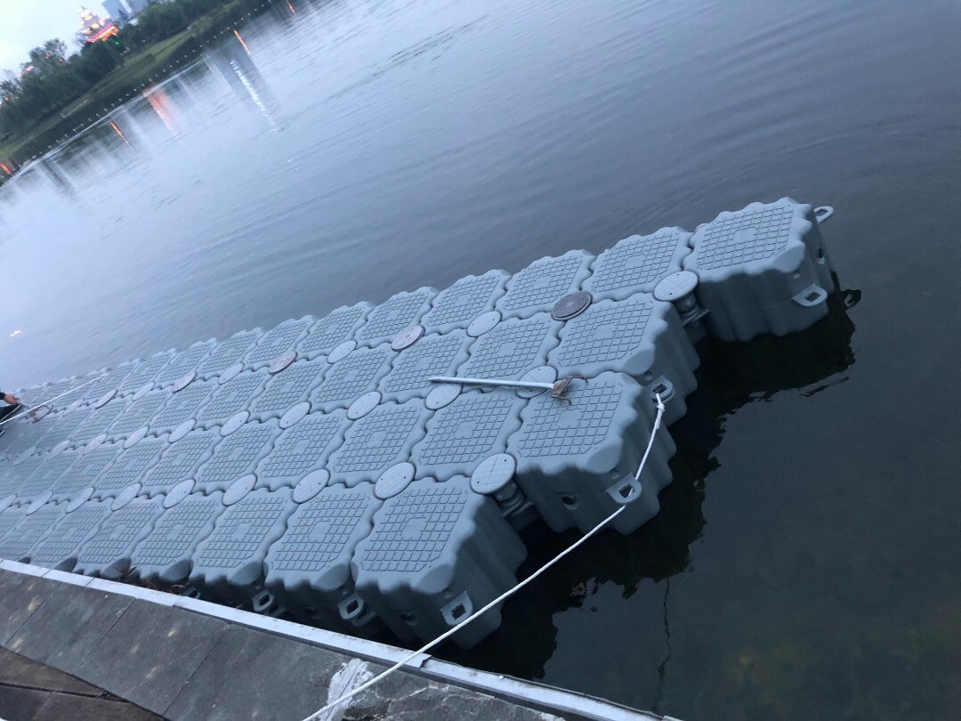 House Boat Pontoon Catalog L36′ X W24′ Custom Tiny House
