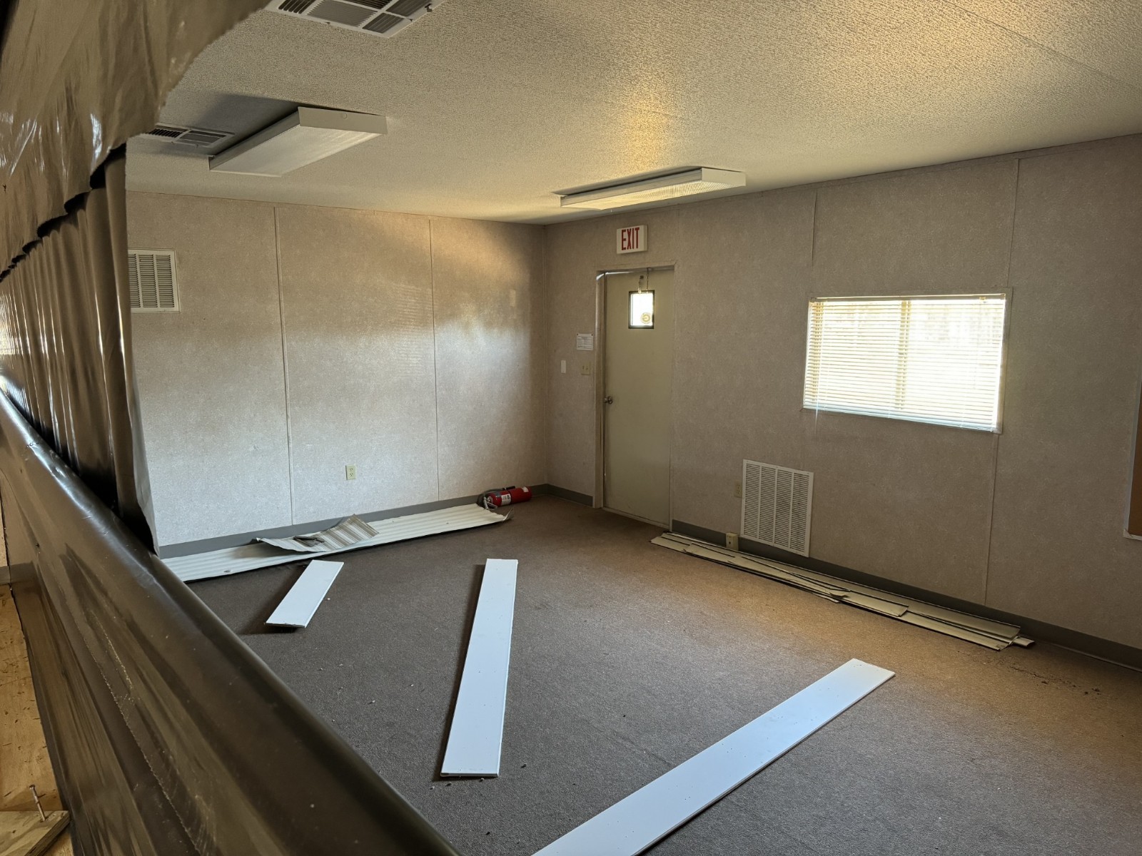 King’s Custom Builders 64×28 Modular Building, Air Conditioning,