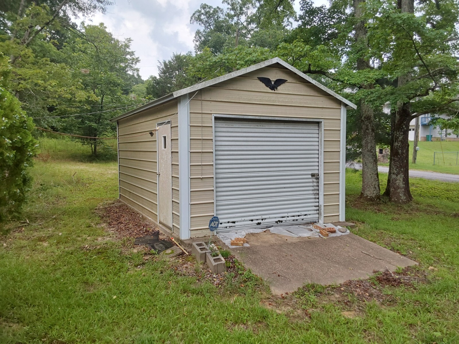 Metal Building 12x20x12–Might Rent