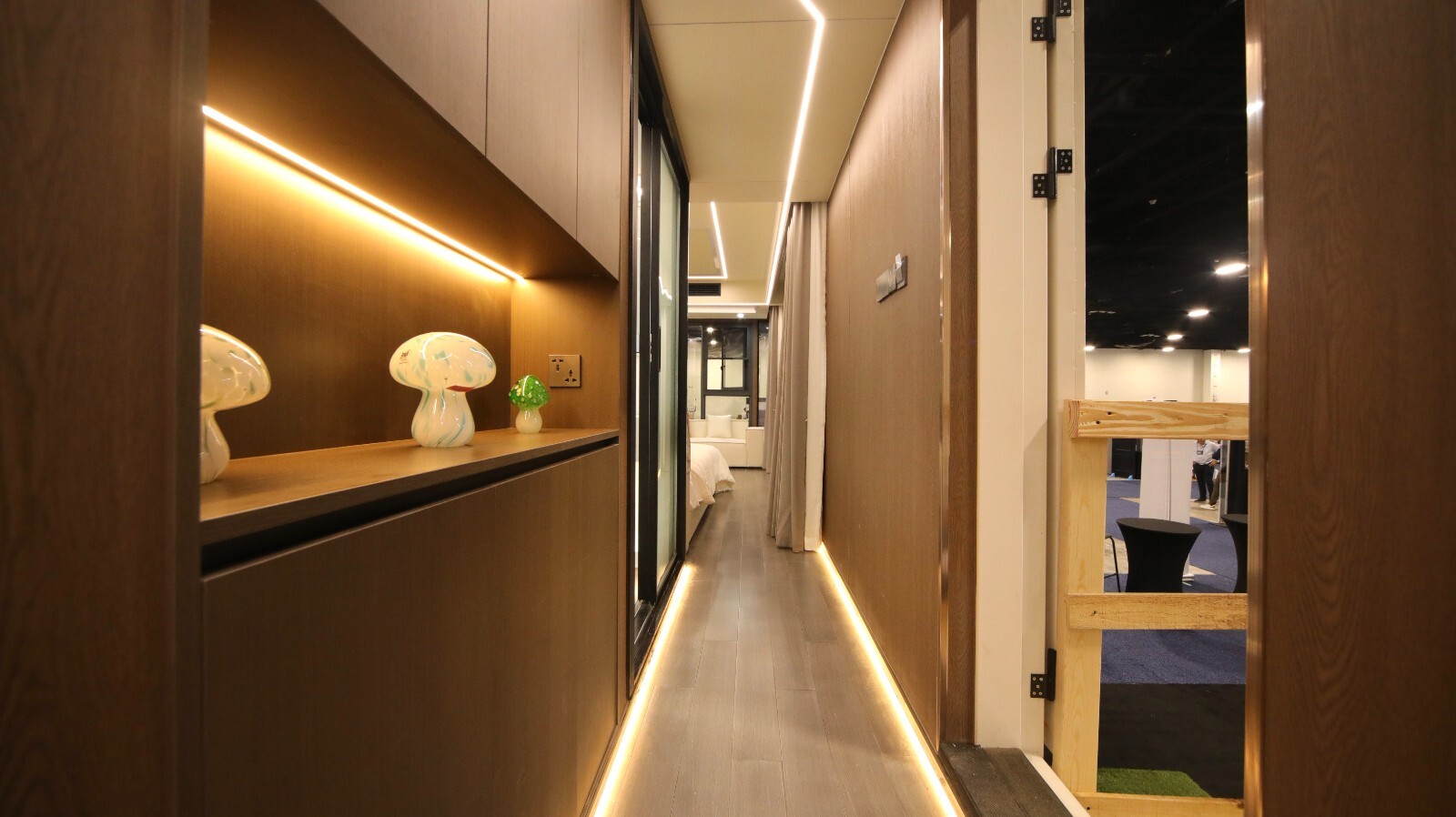 IN STOCK in USA | Luxury Tiny Home Smart Pod Home | High-Tech Prefab Studio