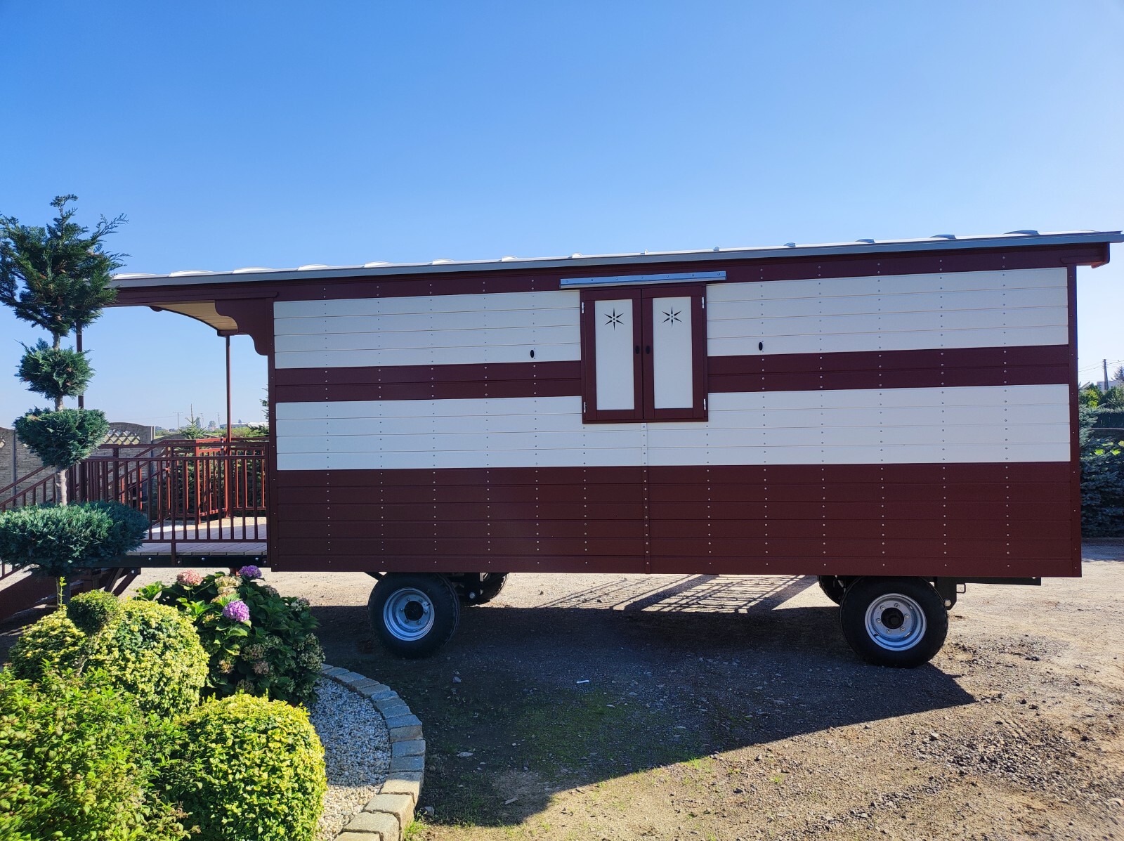 Tiny house on wheels for sale. The caravan (roulotte)