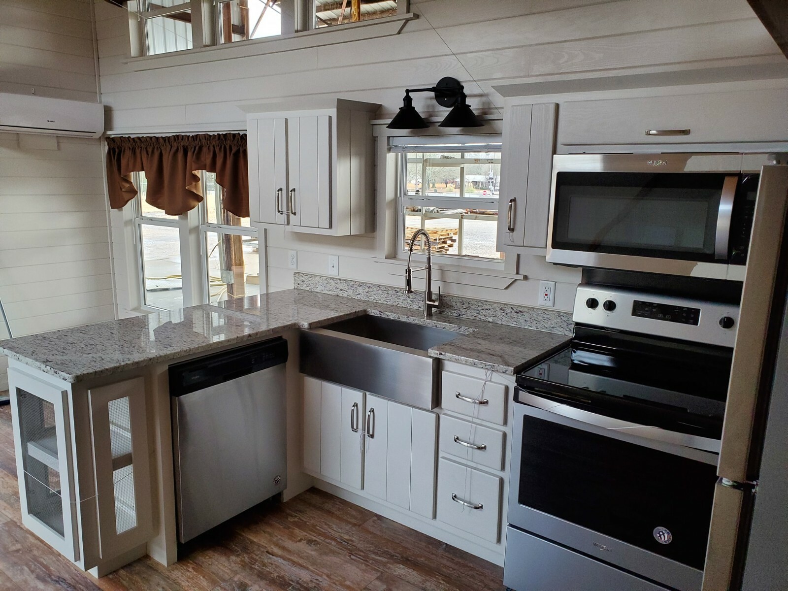 CABIN TINY HOUSE (MANY STYLES) MOVABLE PRE-FAB FOR YOUR PROPERTY/LOT PART. FURN.