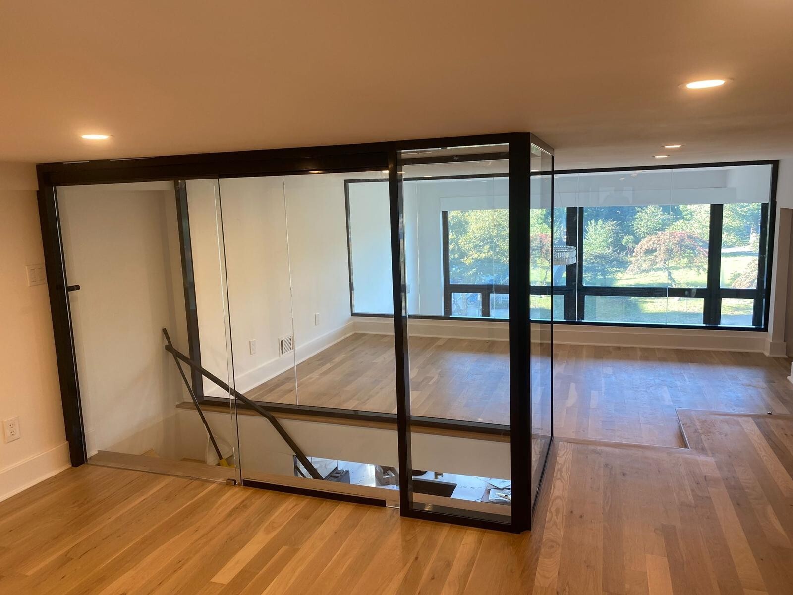 CGP Single-Slide Door System, Glass Aluminum 2-Wall 12’x9’x8′, Black