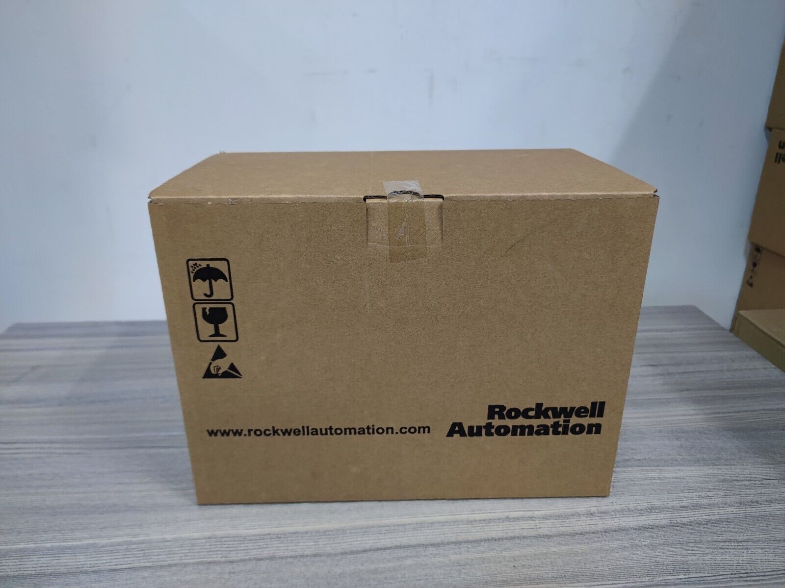 Allen-Bradley POWERFLEX400 3HP CAT 22C-D6P0N103