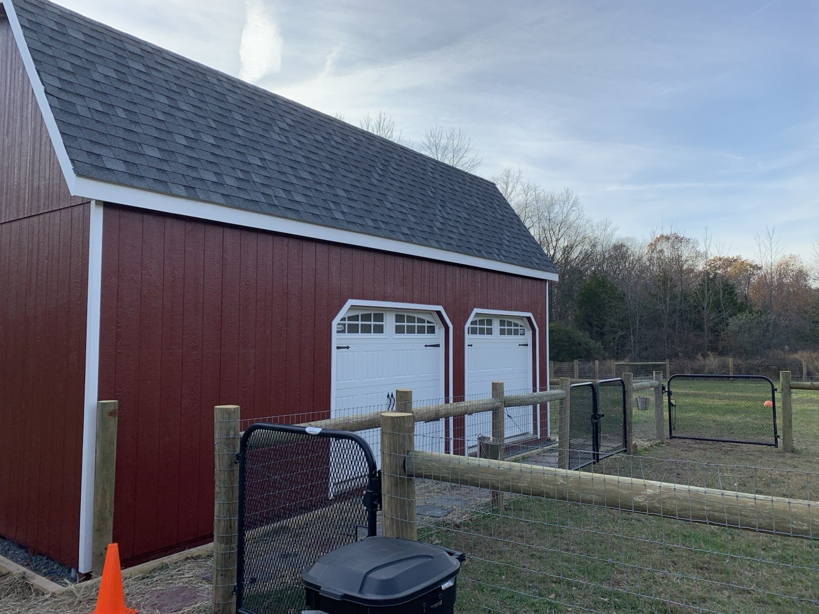 24X28 Garage Style Barn