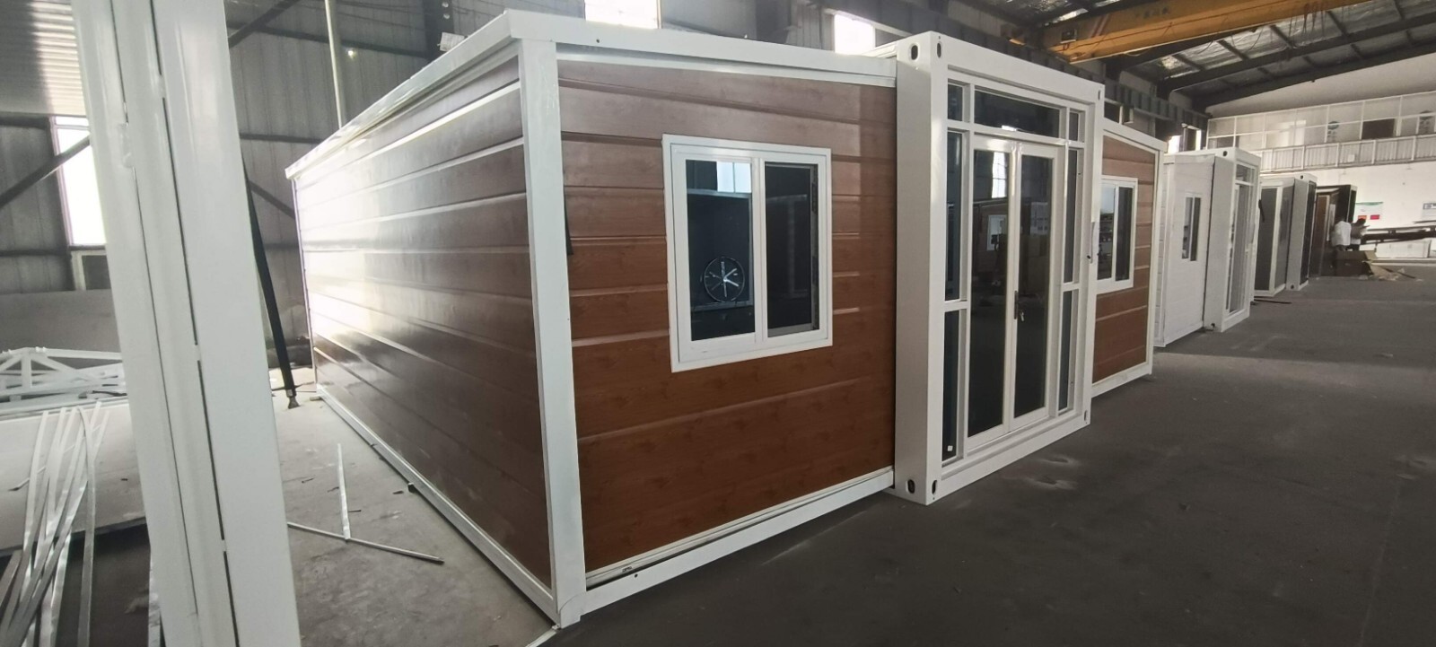 20FT Mobile Expandable Container House EMPTY – BUILD YOUR OWN INTERIOR