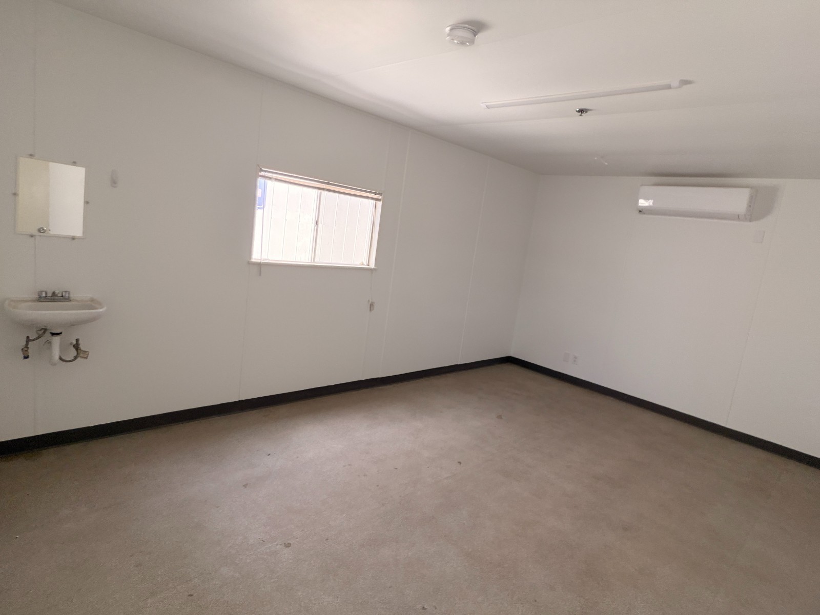 Commosa Modular Mobile Office Trailer (12×64′)