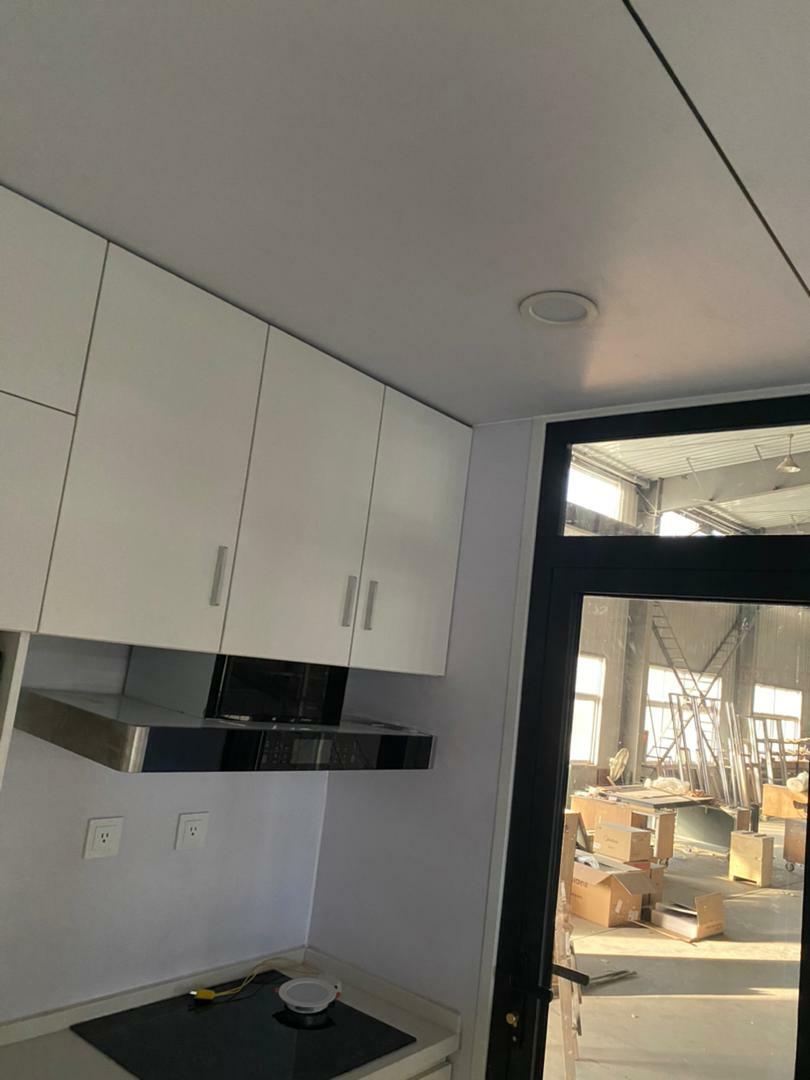 South Beach Reflection House Shipping Container Home Catalog L40′