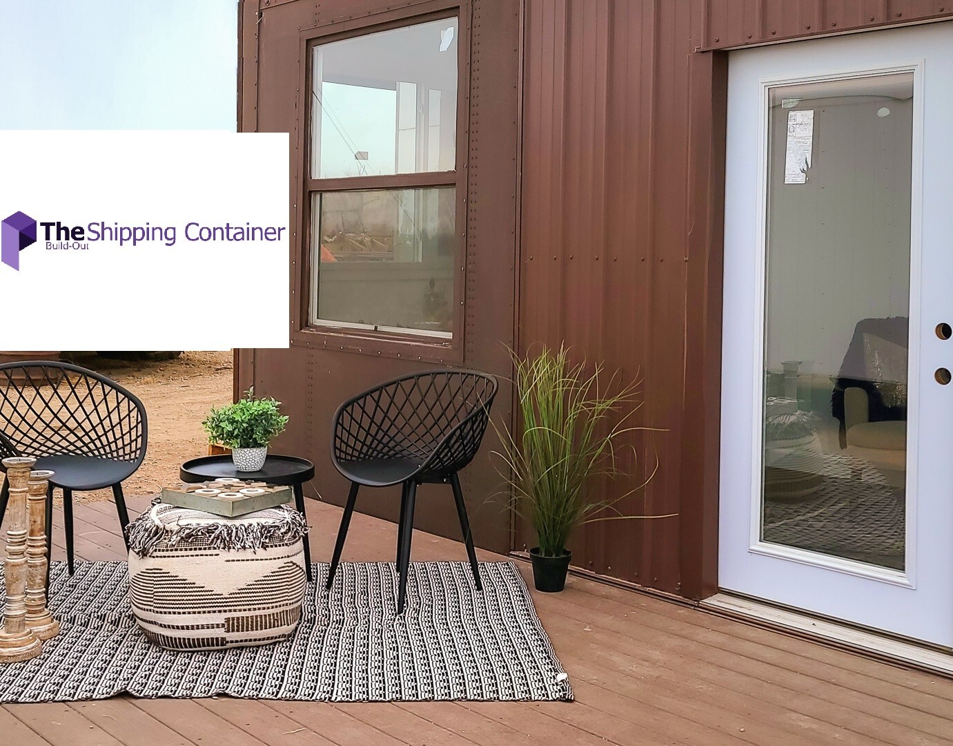 LARGE 26ft ON-OFF GRID CUSTOM CONTAINER ADU/SHORT TERM RENTAL- SOLAR POWER DECK