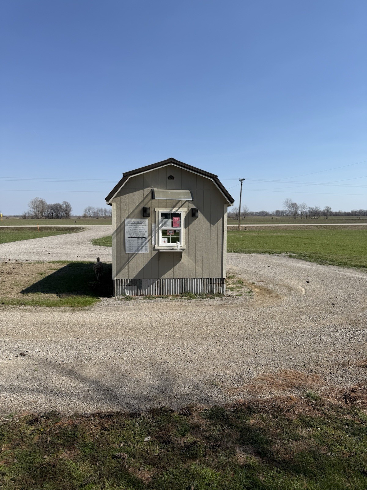 Tea shop, coffee shop, sno cone shop. Tiny home. Ready for business or move in