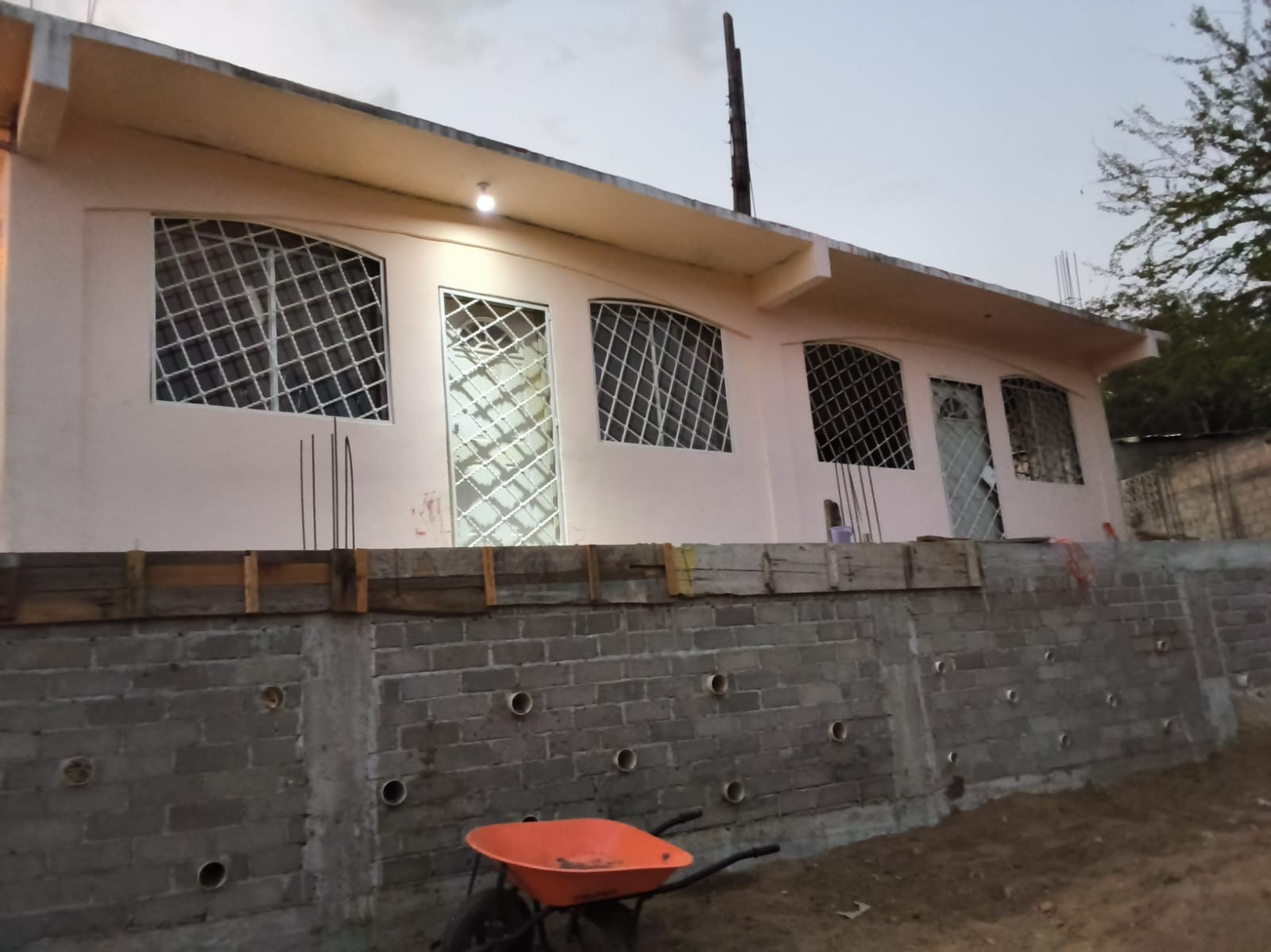 Prefabricated Building 30x20x20 ft 600 sq ft 2 Bed 1 Bath Single Story