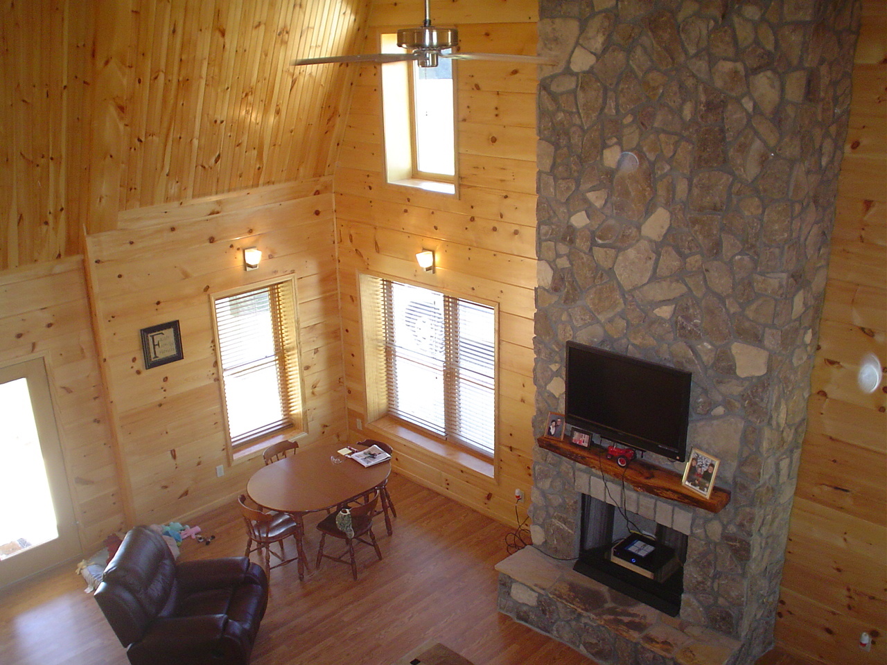 Custom Building Design, Gambrel Barn Information Package.