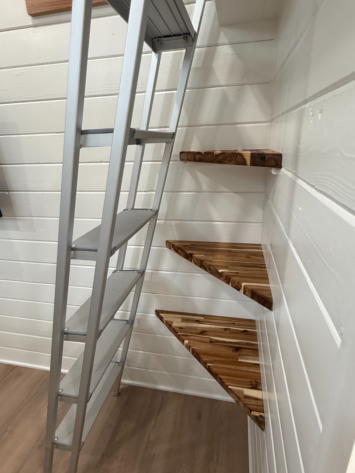 Tiny House on Wheels 8.5X20