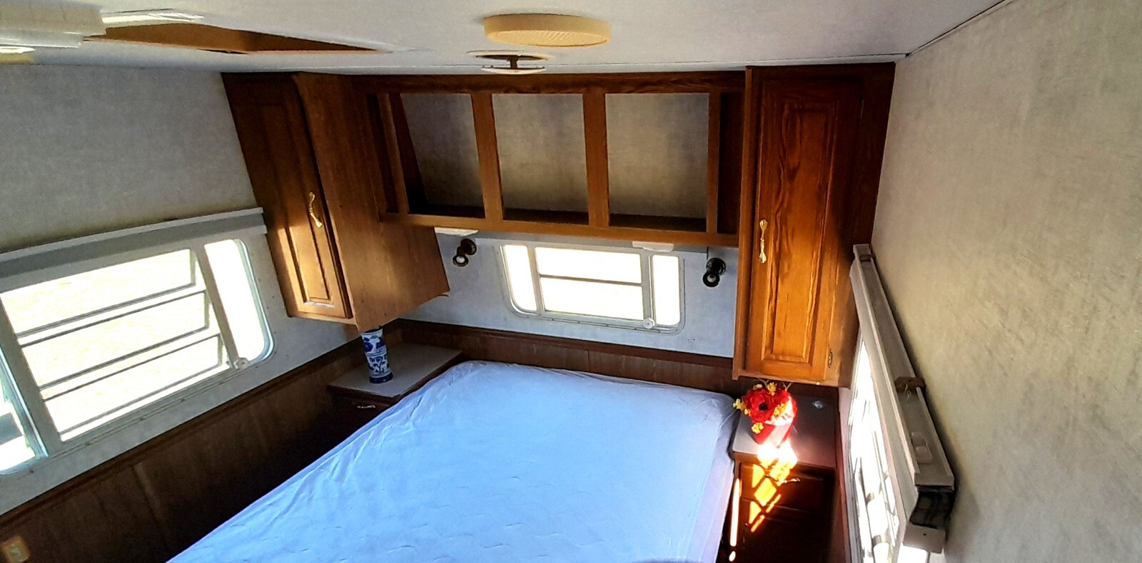 2000 Sunnybrook RV trailer