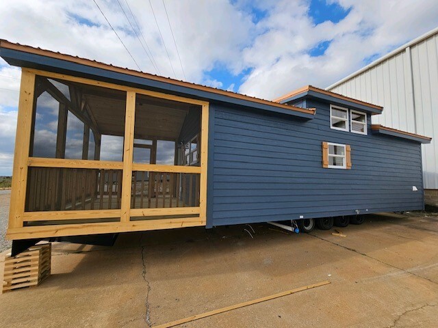 TINY HOME CABINS – CUSTOM BUILT FOR YOUR PREPPED PROPERTY- ELEGANT RUSTIC CABINS