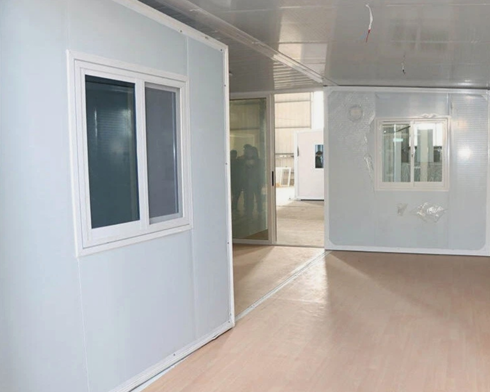 20FT Mobile Expandable Container House EMPTY – BUILD YOUR OWN INTERIOR