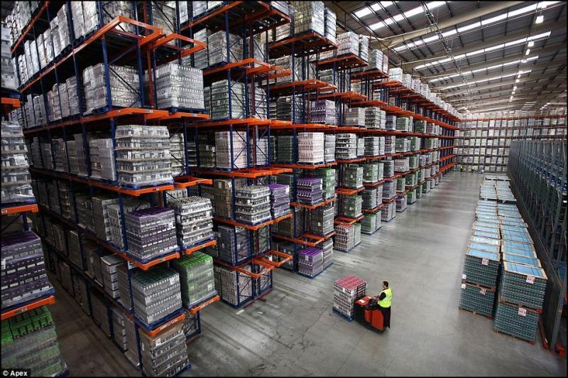 (20) BAYS OF TEAR DROP PALLET RACK 42″x96″x20′ Bolted Teardrop Racking NEW