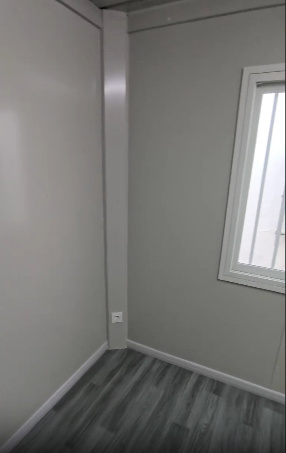 1 x 20FT Home Pod, Finished Floor, Portable Office, Brand New, Washroom Included