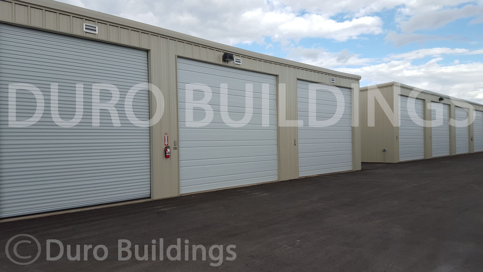DUROSteel 30’x132’x16′ Metal Building RV & Boat Storage & 11-Rental Units DiRECT
